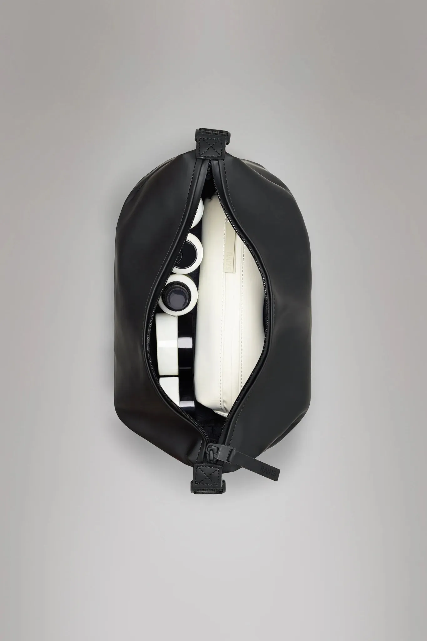 RAINS HILO Wash Bag W3